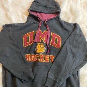 UMD college sweatshirt
